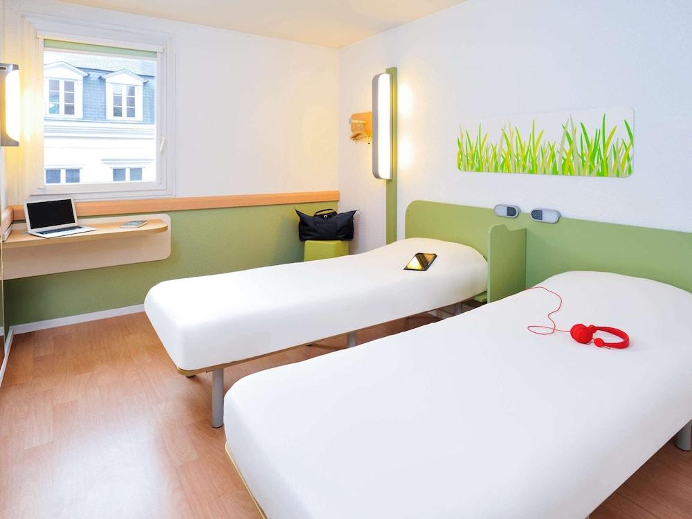 Ibis Budget Lille Gares Vieux-Lilla Esterno foto