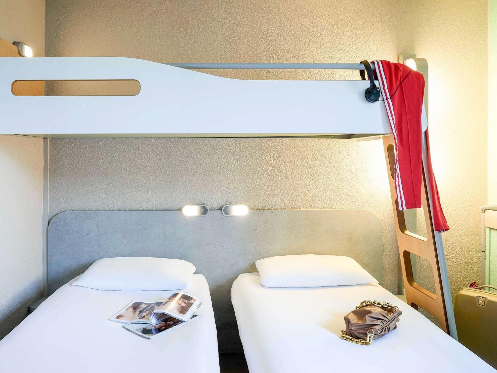 Ibis Budget Lille Gares Vieux-Lilla Esterno foto