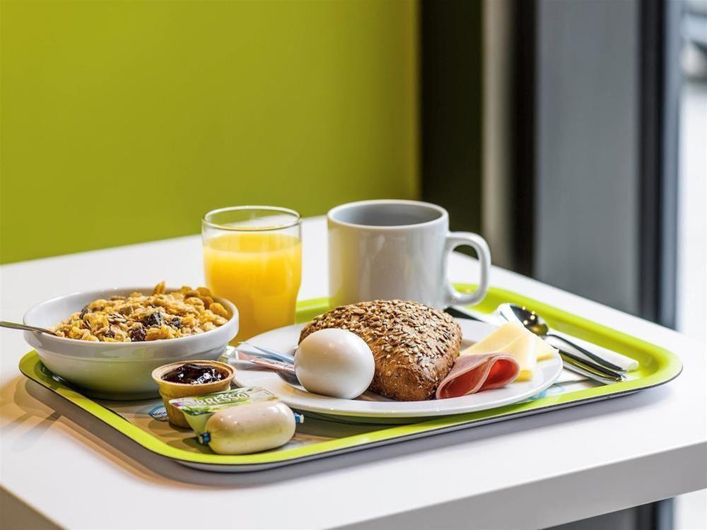 Ibis Budget Lille Gares Vieux-Lilla Esterno foto